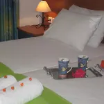 Maria *
